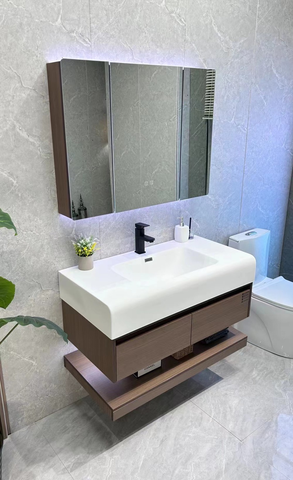 Resin sink solid wood bathroom vanity Resin sink solid wood bathroom vanity